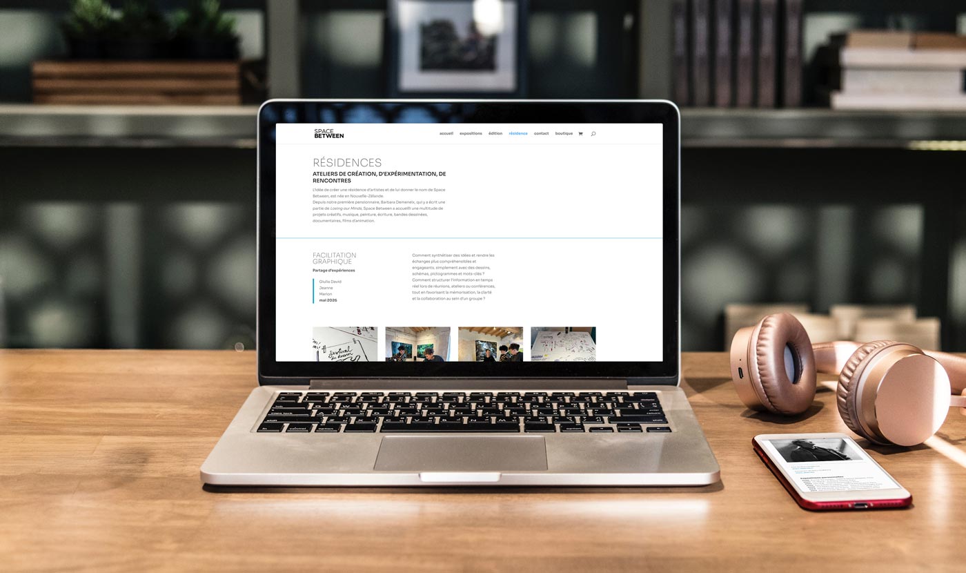 Site internet de Space Between, page Résidences, version MacBookPro